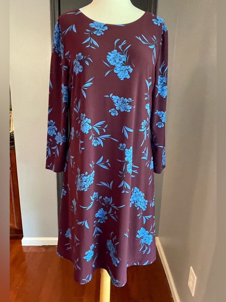 Lauren Ralph Lauren Women's Burgundy Floral Shift Dress With Blue Blossoms